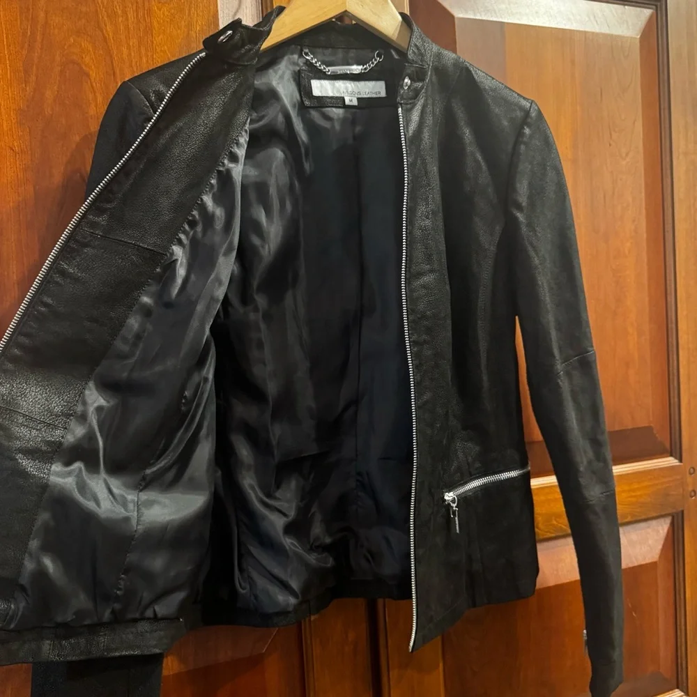 Wilsons Leather Women’s Black Moto Jacket Silver Zippers Medium